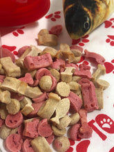 Load image into Gallery viewer, Tuna & salmon cat treats