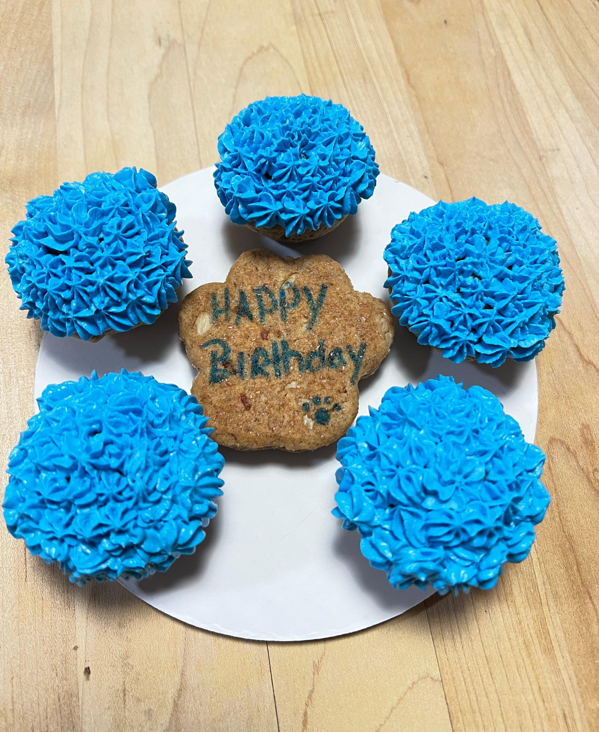 Birthday cupcakes & bacos treat.